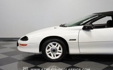 Chevrolet-Camaro-1994-Convertible-24
