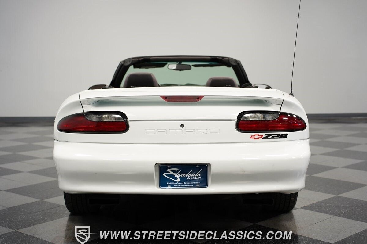 Chevrolet-Camaro-1994-Convertible-27