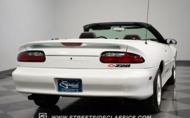 Chevrolet-Camaro-1994-Convertible-30