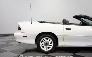 Chevrolet-Camaro-1994-Convertible-32