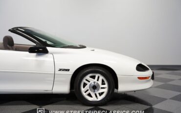 Chevrolet-Camaro-1994-Convertible-33