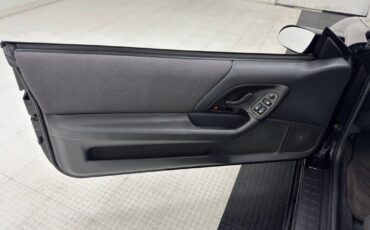 Chevrolet-Camaro-1994-Convertible-37
