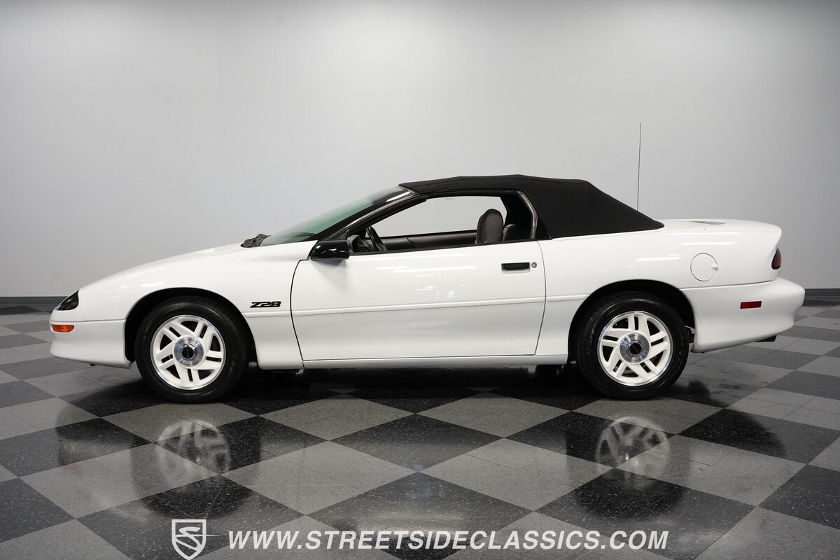 Chevrolet-Camaro-1994-Convertible-7