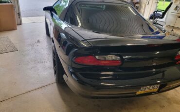 Chevrolet-Camaro-1995-Coupe-12