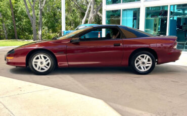 Chevrolet-Camaro-1995-Hatchback-10