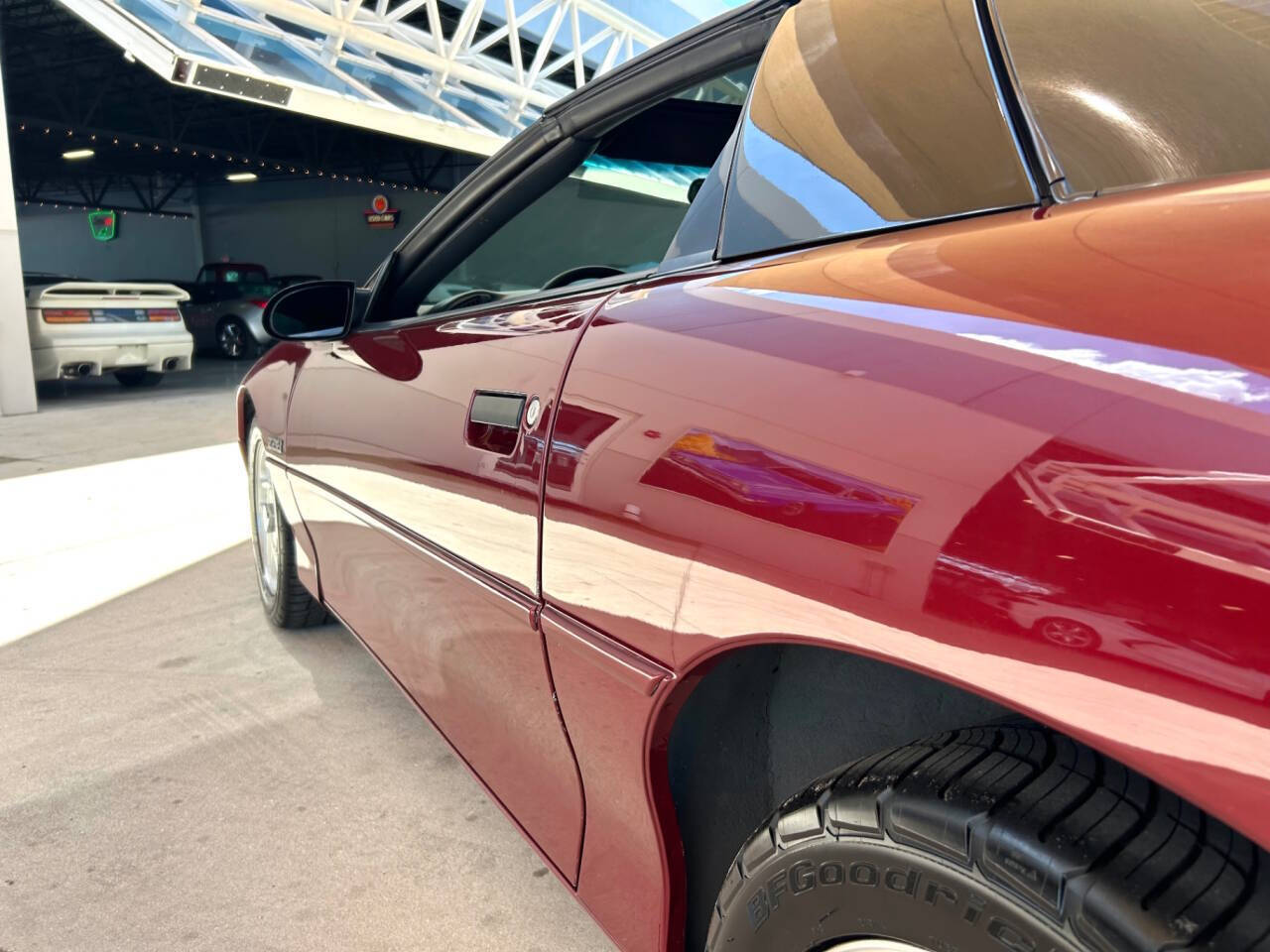 Chevrolet-Camaro-1995-Hatchback-14