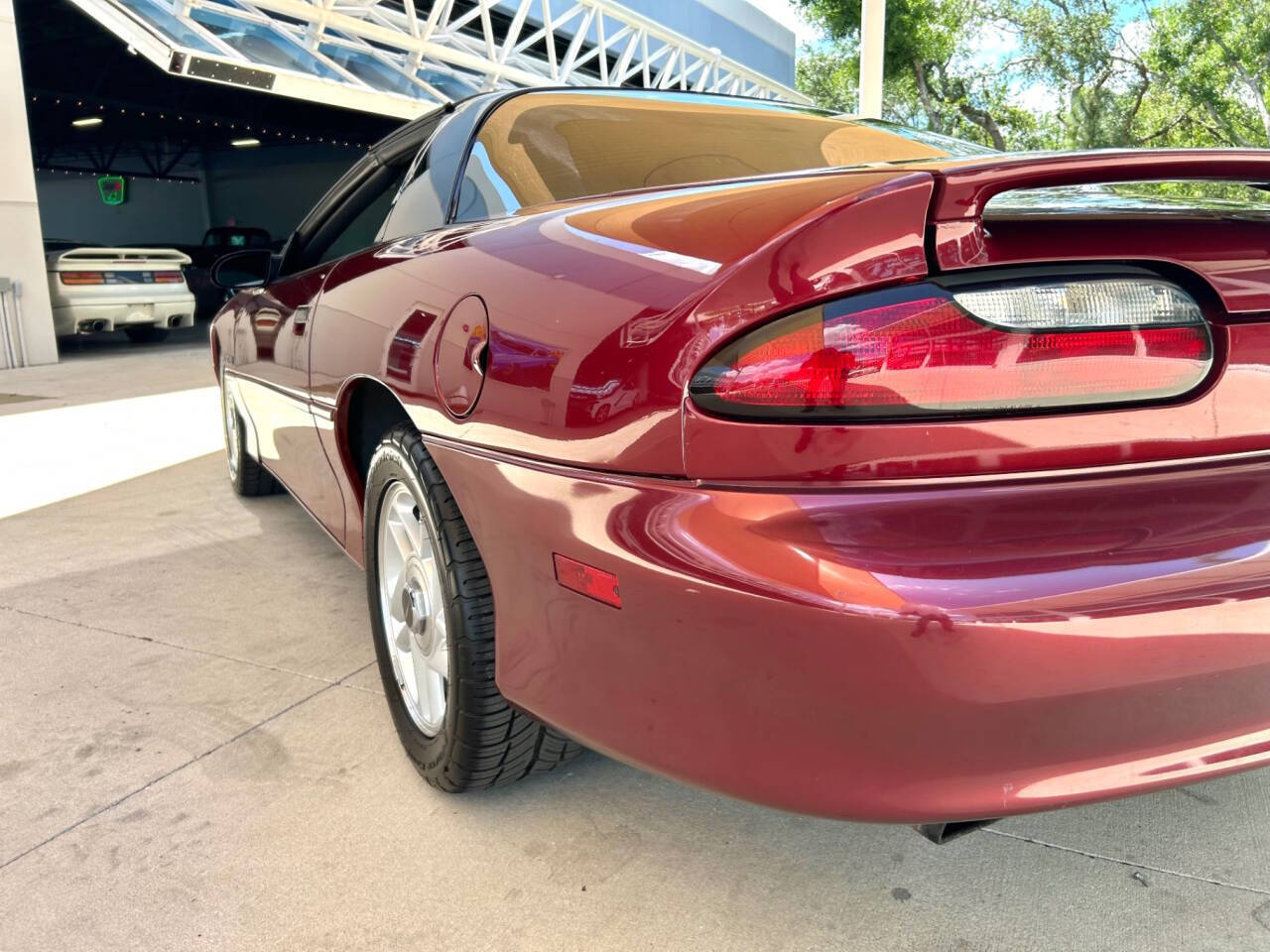 Chevrolet-Camaro-1995-Hatchback-15