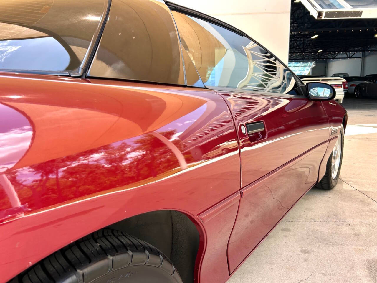 Chevrolet-Camaro-1995-Hatchback-17