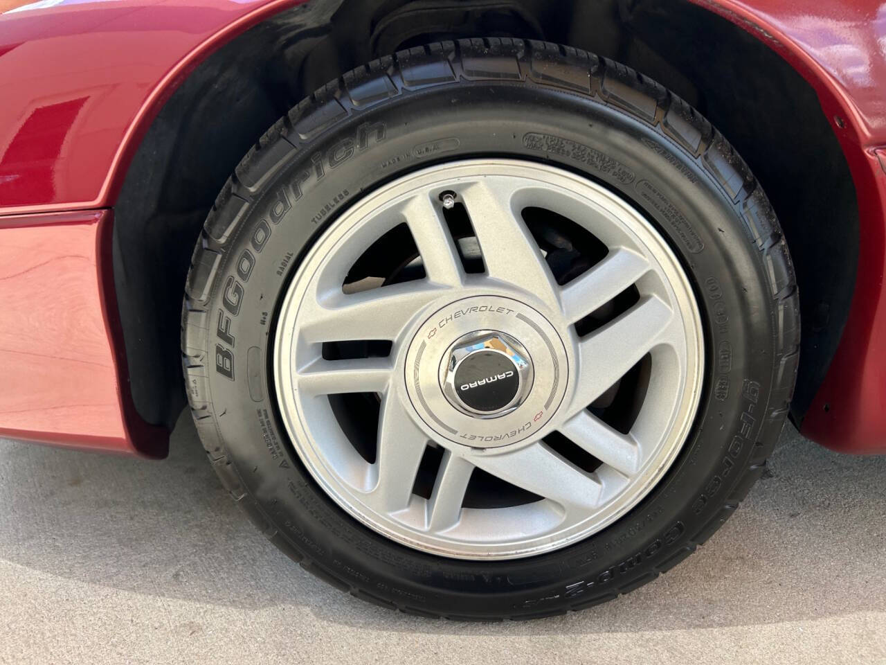 Chevrolet-Camaro-1995-Hatchback-20