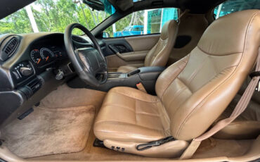 Chevrolet-Camaro-1995-Hatchback-24