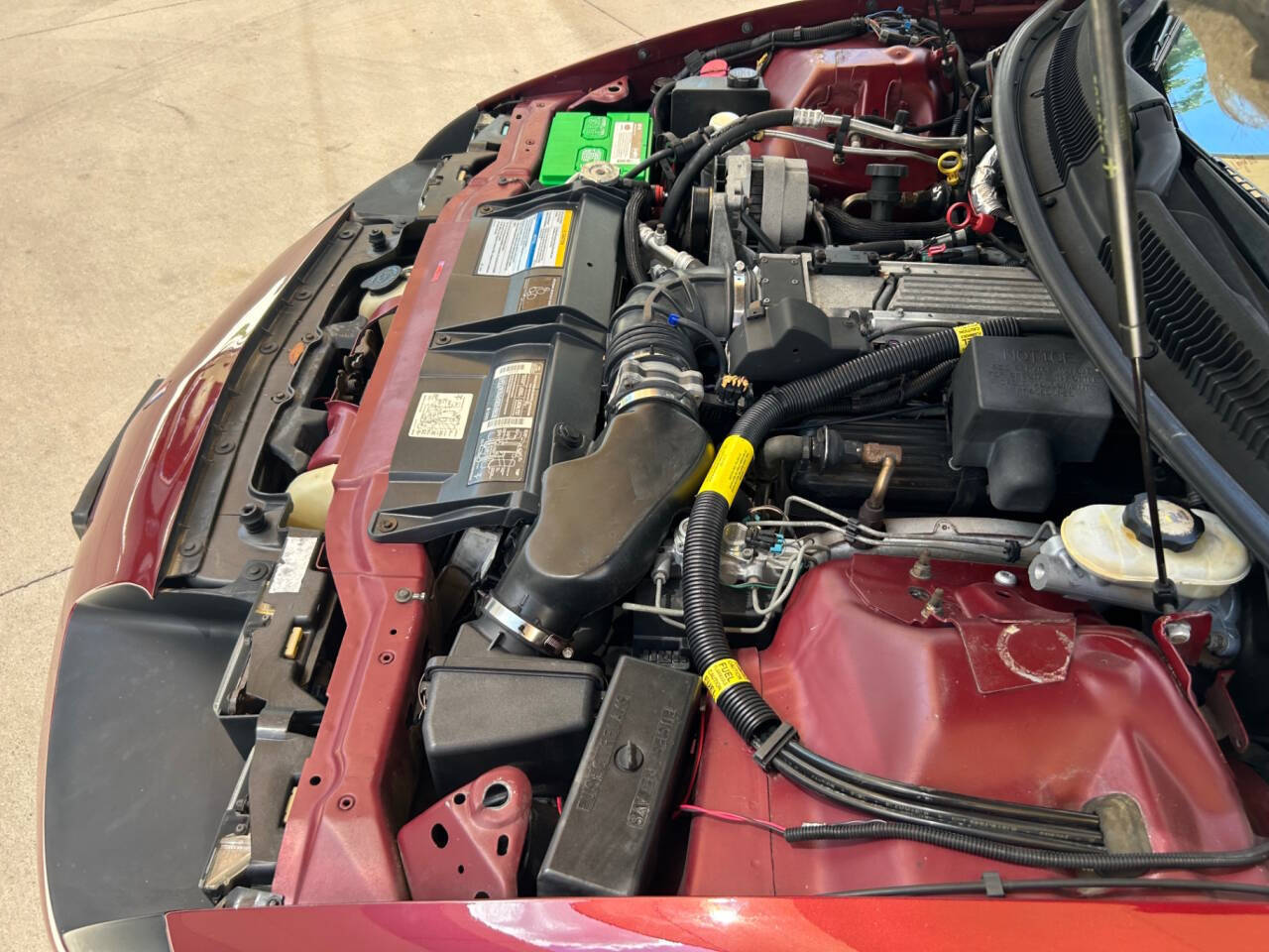 Chevrolet-Camaro-1995-Hatchback-39