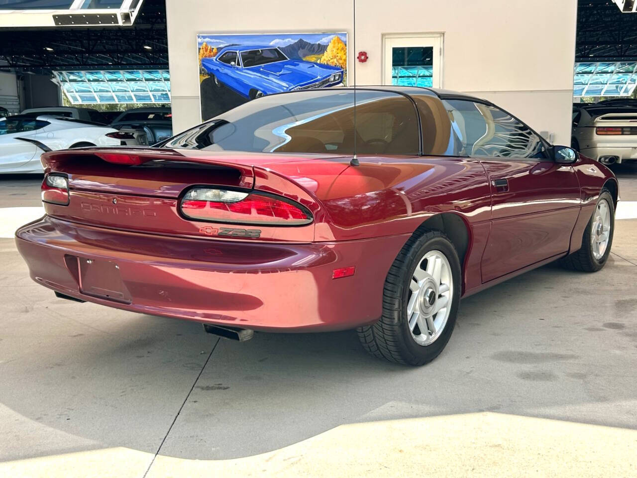 Chevrolet-Camaro-1995-Hatchback-4