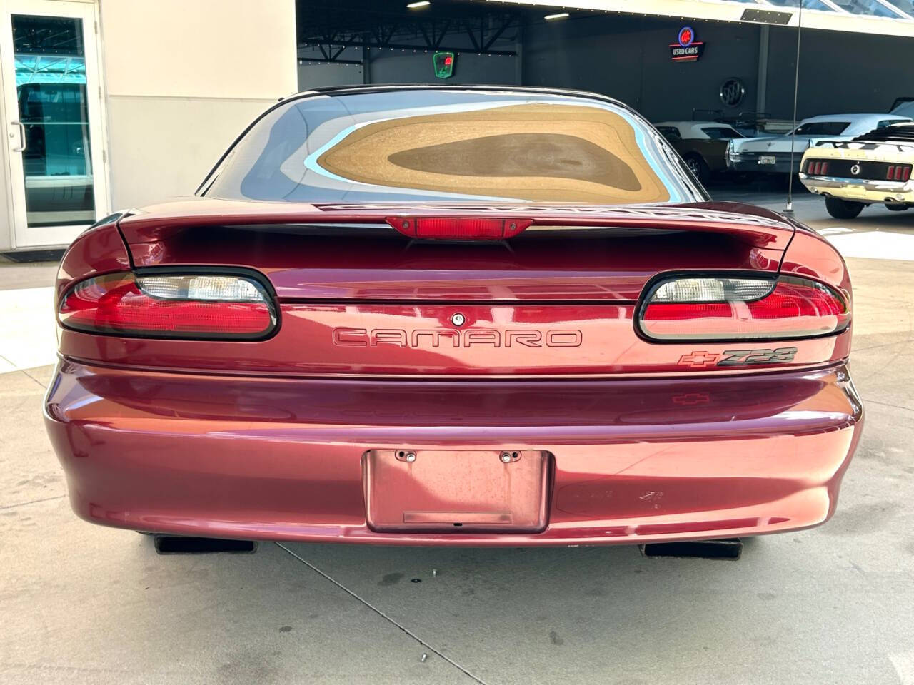 Chevrolet-Camaro-1995-Hatchback-5