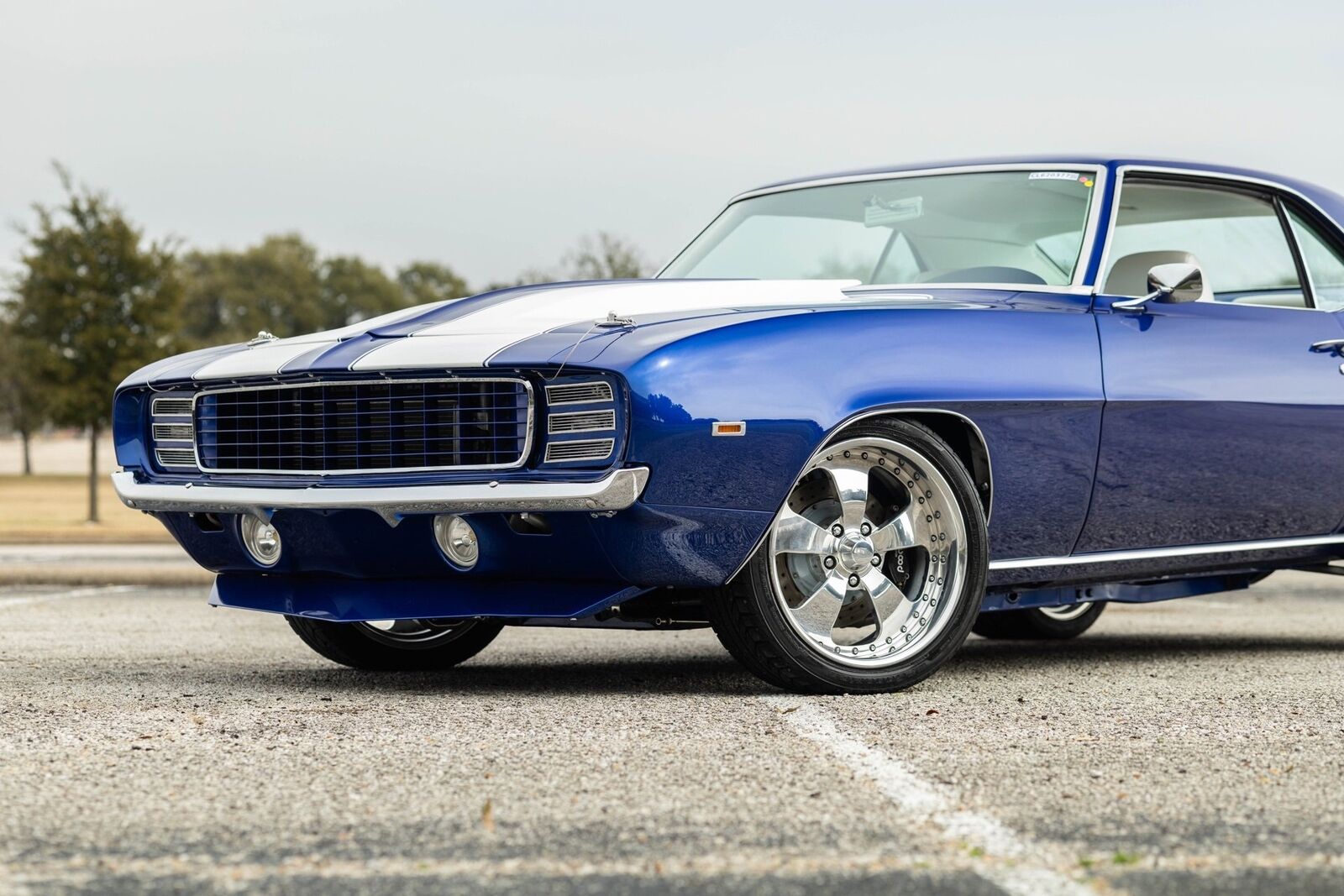 Chevrolet-Camaro-LS9-Restomod-1969-2D-Coupe-13