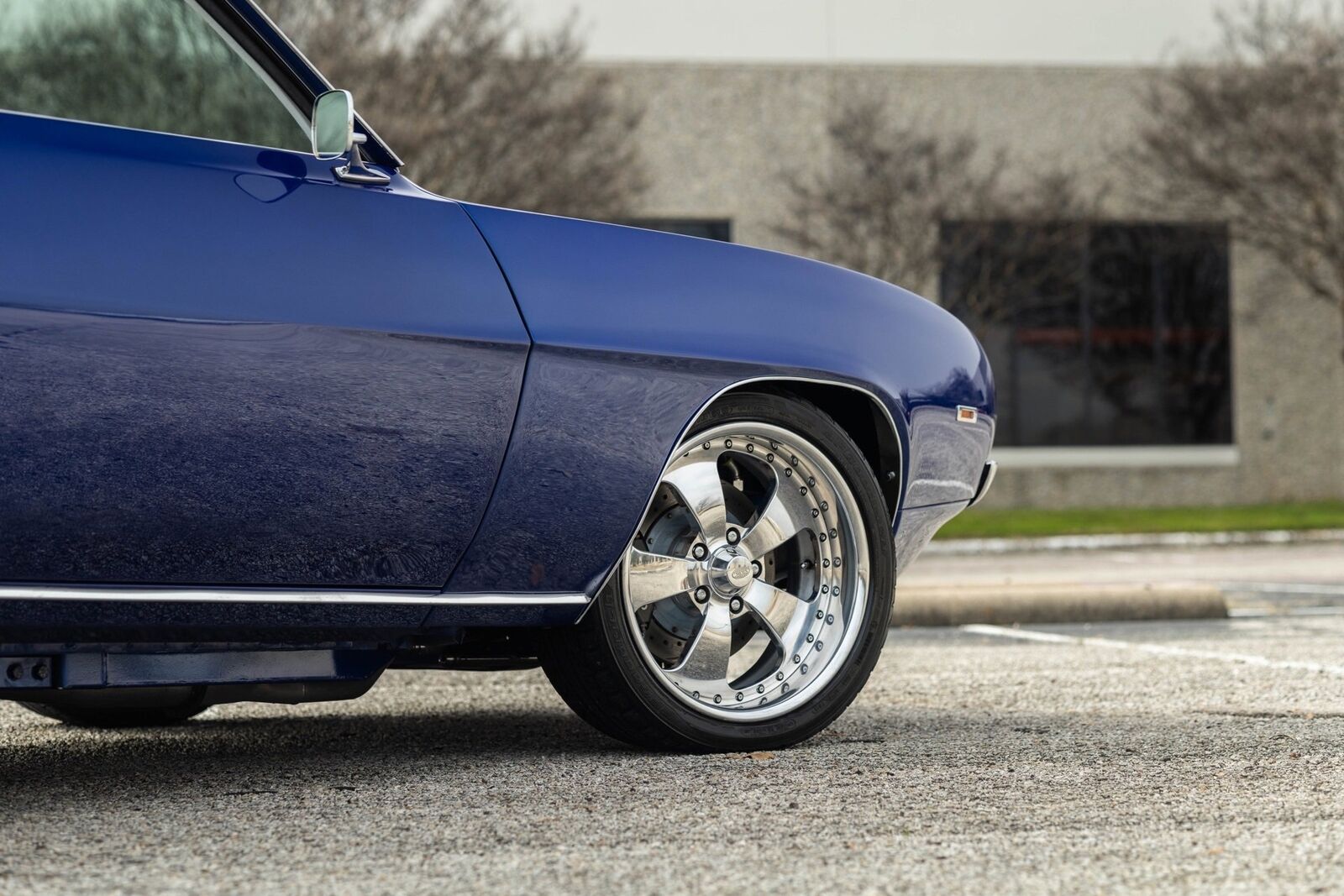 Chevrolet-Camaro-LS9-Restomod-1969-2D-Coupe-17