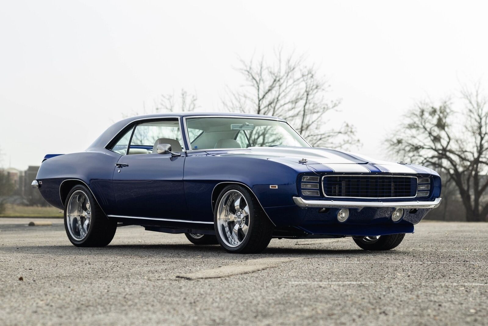 Chevrolet-Camaro-LS9-Restomod-1969-2D-Coupe-3