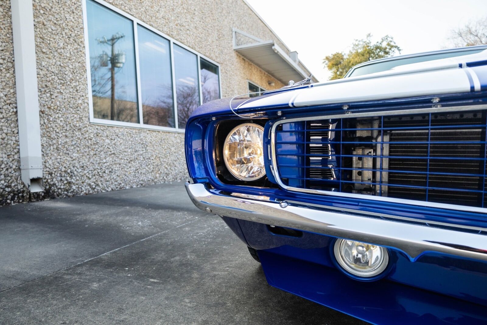 Chevrolet-Camaro-LS9-Restomod-1969-2D-Coupe-30