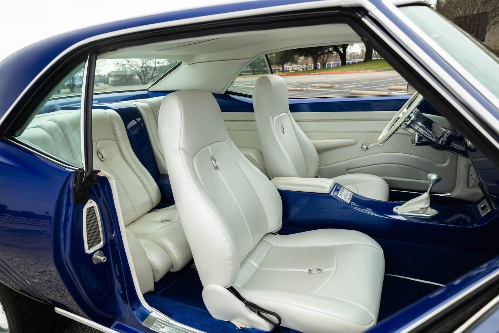 Chevrolet-Camaro-LS9-Restomod-1969-2D-Coupe-39