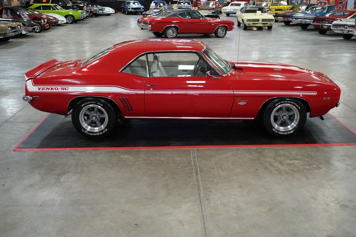Chevrolet-Camaro-Yenko-Style-1969-Coupe-15