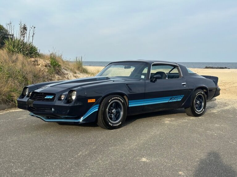 Chevrolet Camaro Z28 4-speed 1980 Coupe