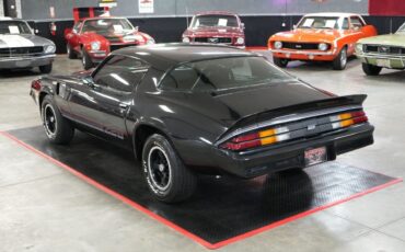 Chevrolet-Camaro-Z28-Style-1980-Coupe-12