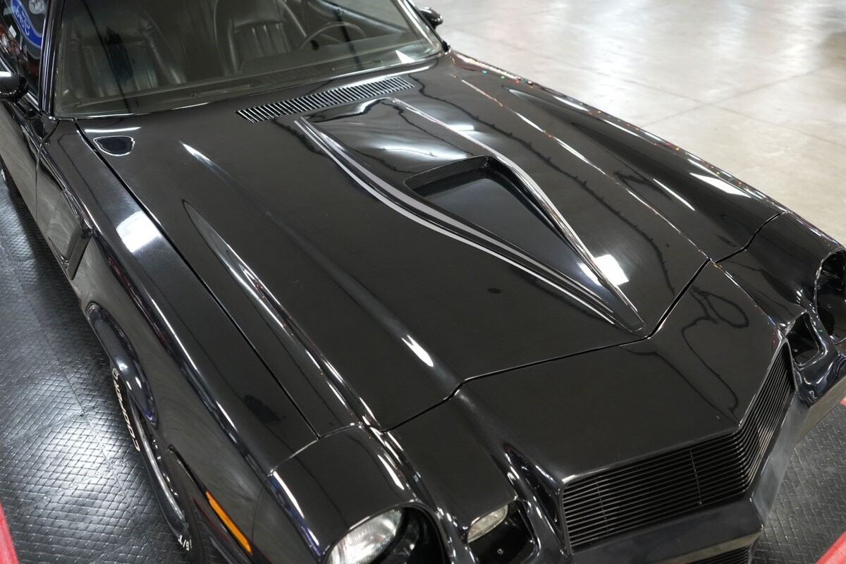 Chevrolet-Camaro-Z28-Style-1980-Coupe-30