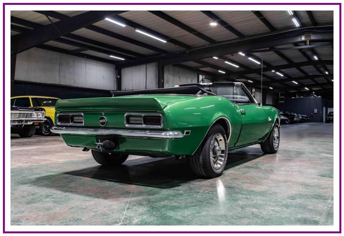 Chevrolet-Camaro-convertible-1968-green-1