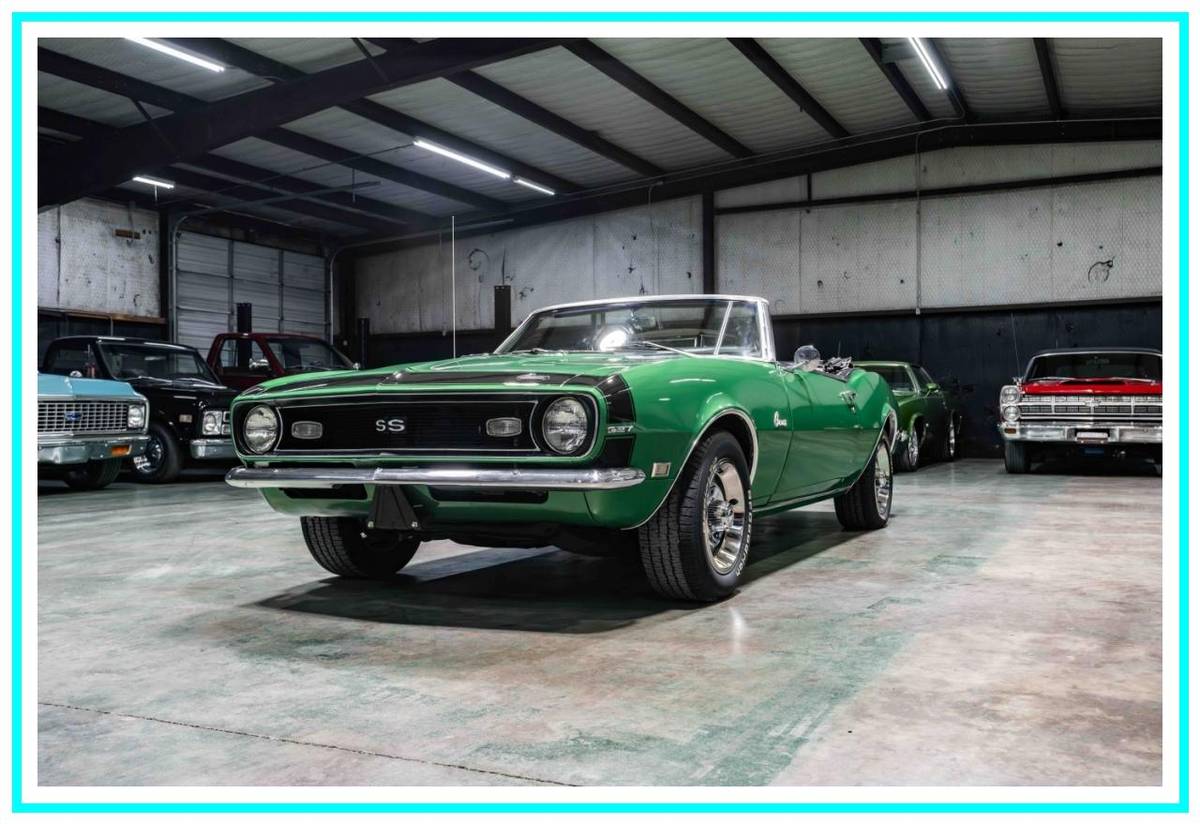 Chevrolet-Camaro-convertible-1968-green