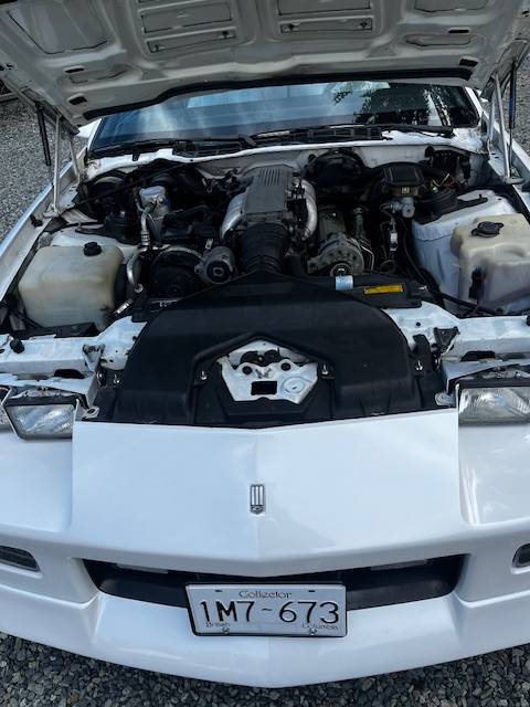 Chevrolet-Camaro-convertible-1991-white-4