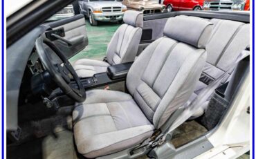 Chevrolet-Camaro-iroc-convertibl-1988-white-2