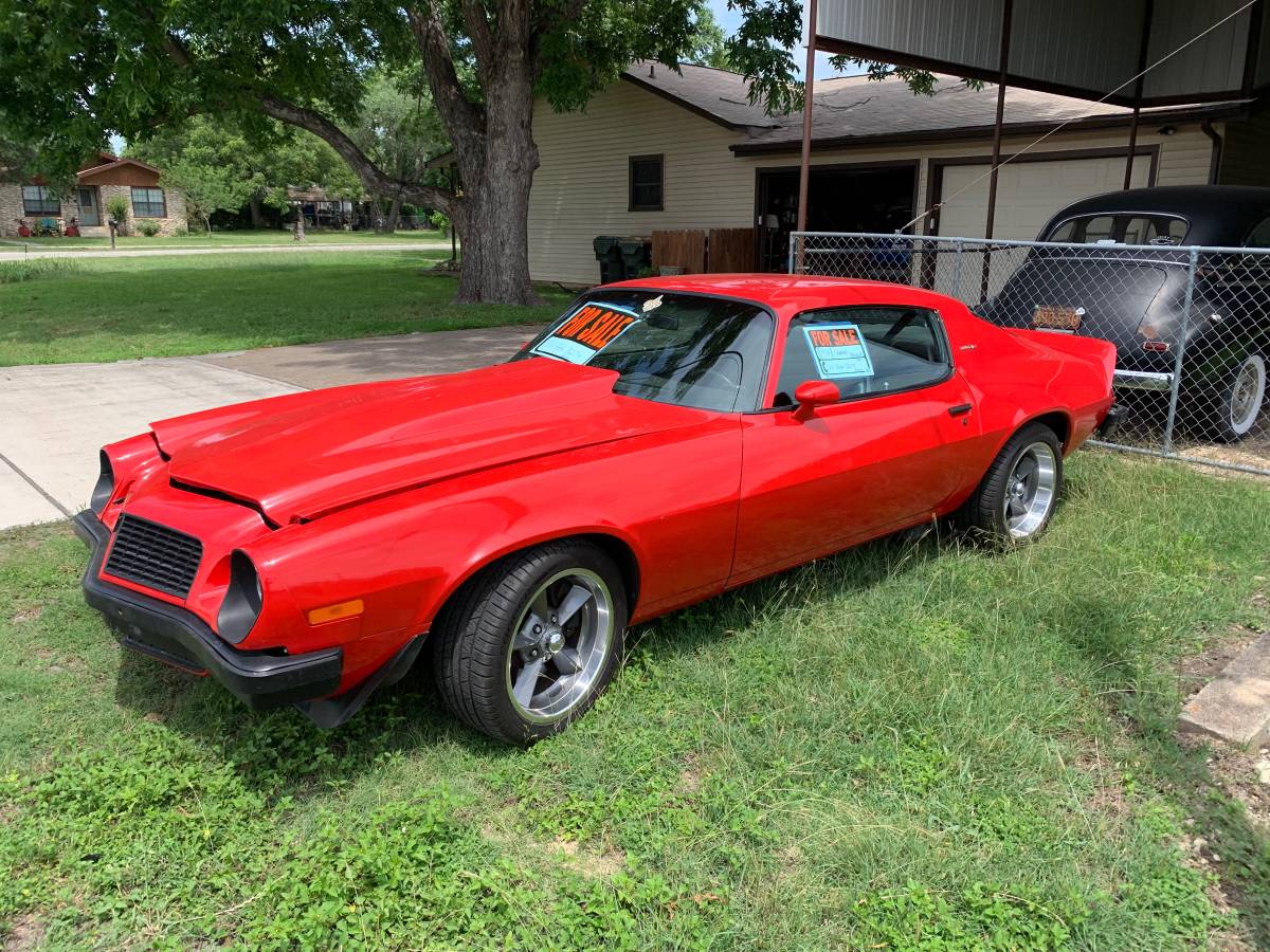 Chevrolet-Camaro-lt-1974-red