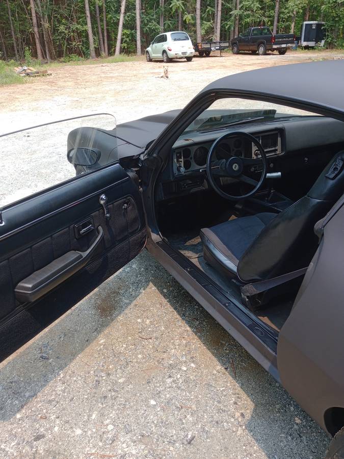 Chevrolet-Camaro-rs-1979-7