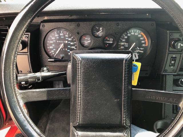 Chevrolet-Camaro-sport-1989-red-10