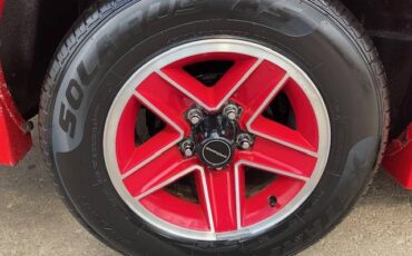 Chevrolet-Camaro-sport-1989-red-18