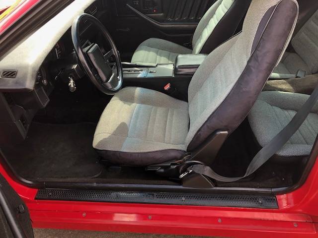 Chevrolet-Camaro-sport-1989-red-7