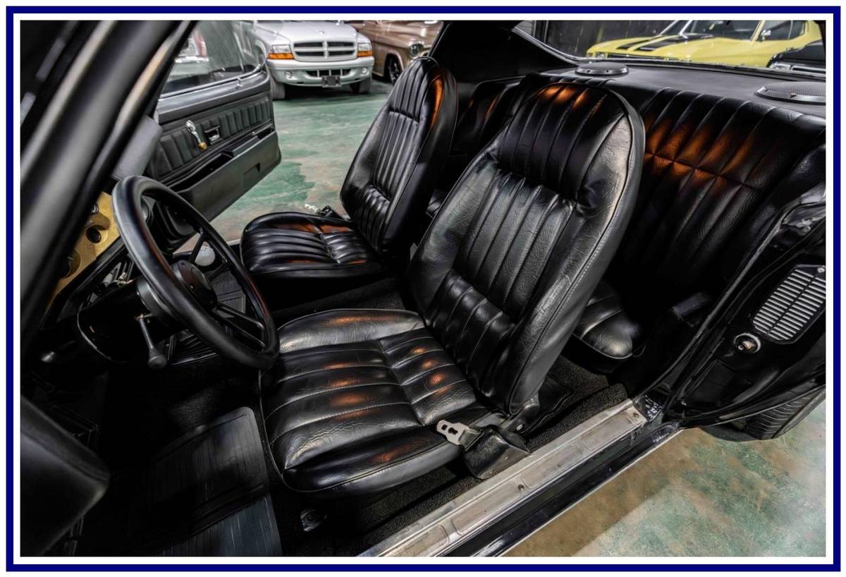 Chevrolet-Camaro-z28-1973-black-2