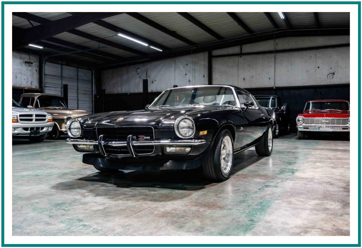 Chevrolet Camaro z28  1973 black