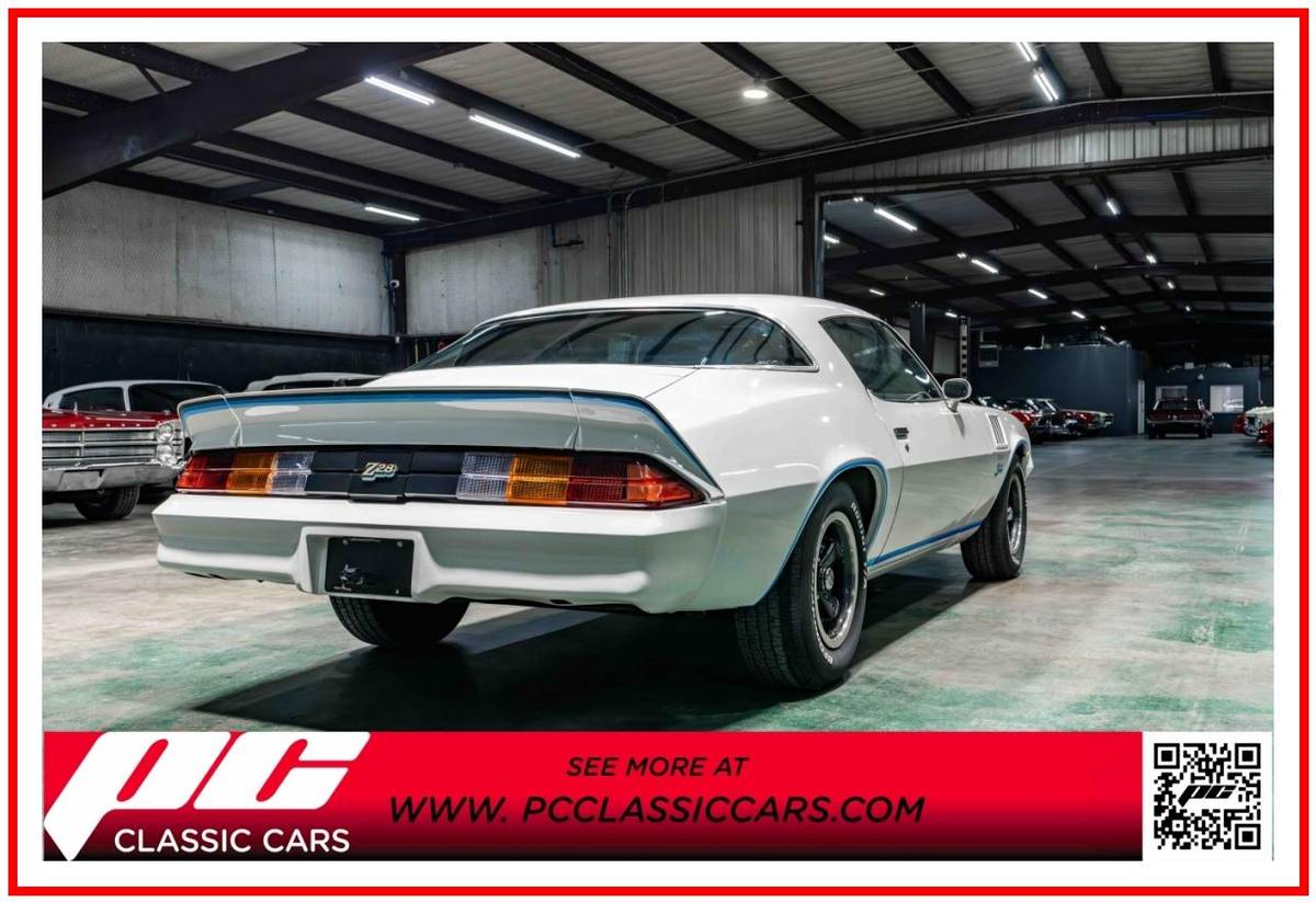 Chevrolet-Camaro-z28-1978-white-1