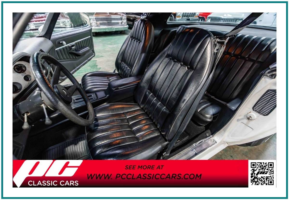 Chevrolet-Camaro-z28-1978-white-2