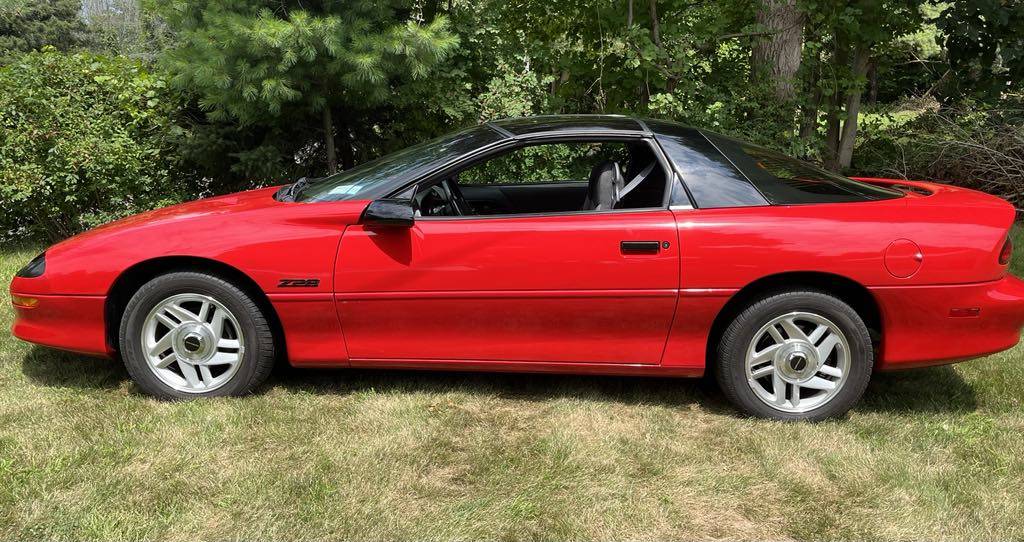 Chevrolet-Camaro-z28-1993-red-2