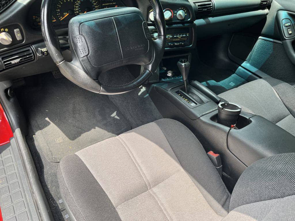 Chevrolet-Camaro-z28-1993-red-4