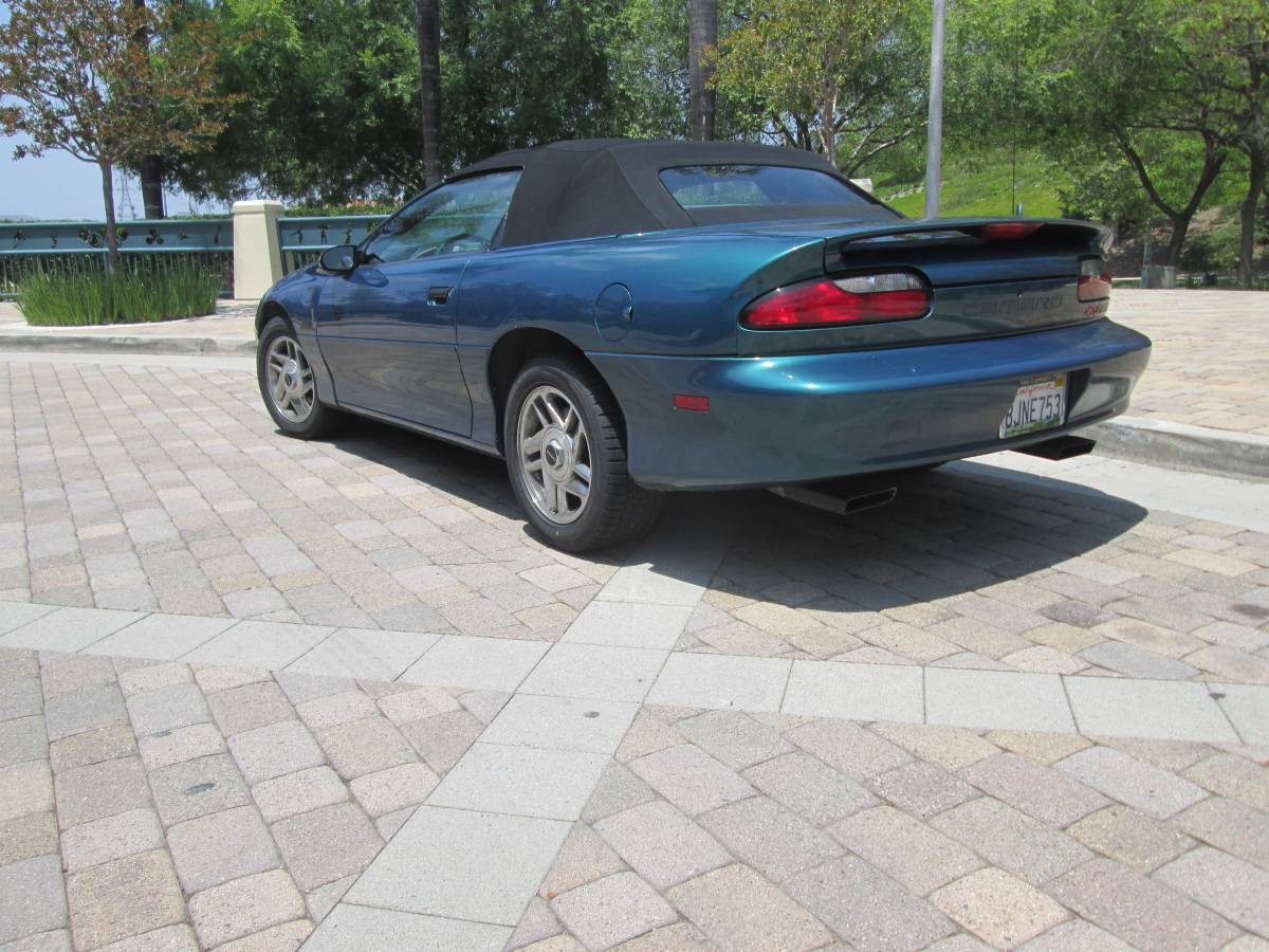 Chevrolet-Camaro-z28-convertible-1995-blue-2