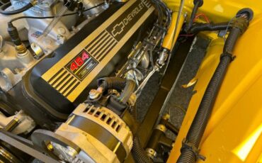 Chevrolet-Cameo-pickup-1955-yellow-22