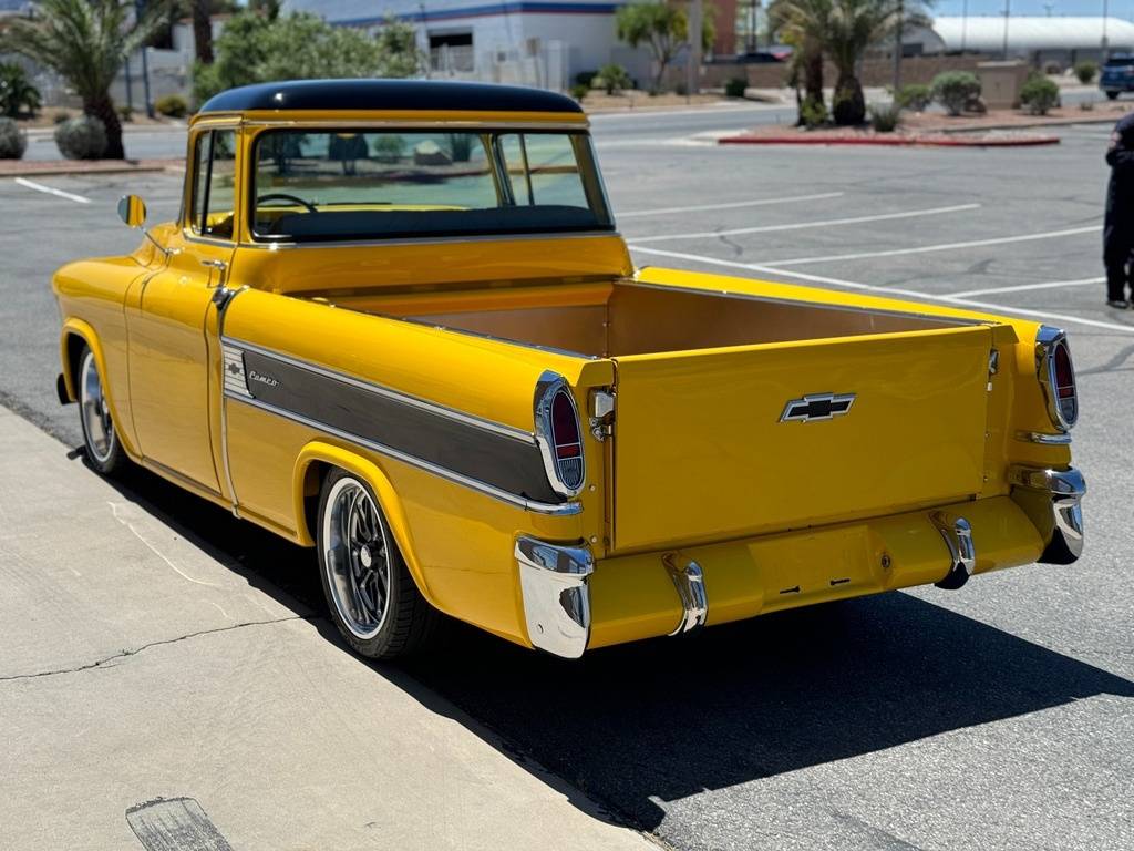 Chevrolet-Cameo-pickup-1955-yellow-6