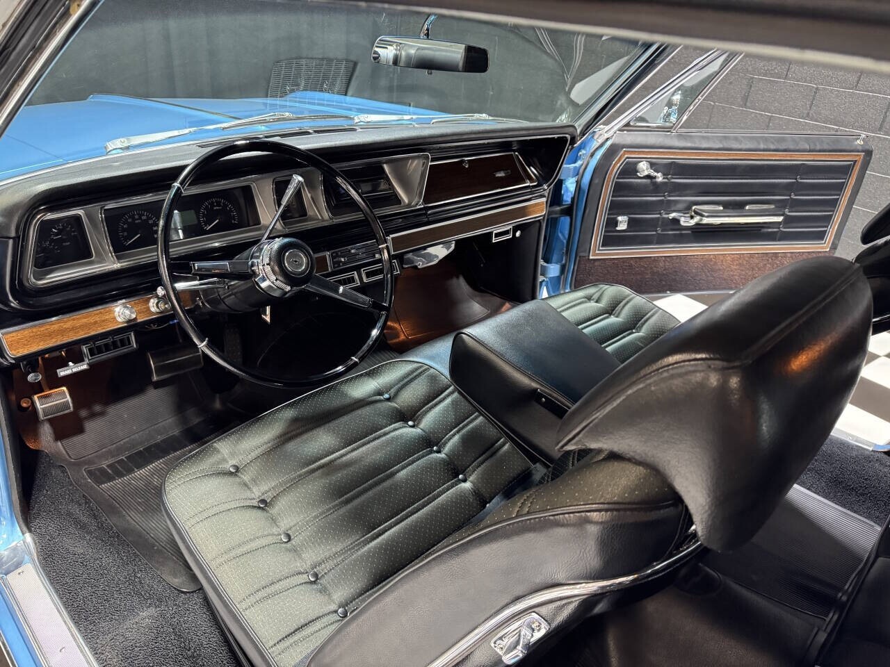 Chevrolet-Caprice-1966-Coupe-1