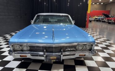 Chevrolet-Caprice-1966-Coupe-15