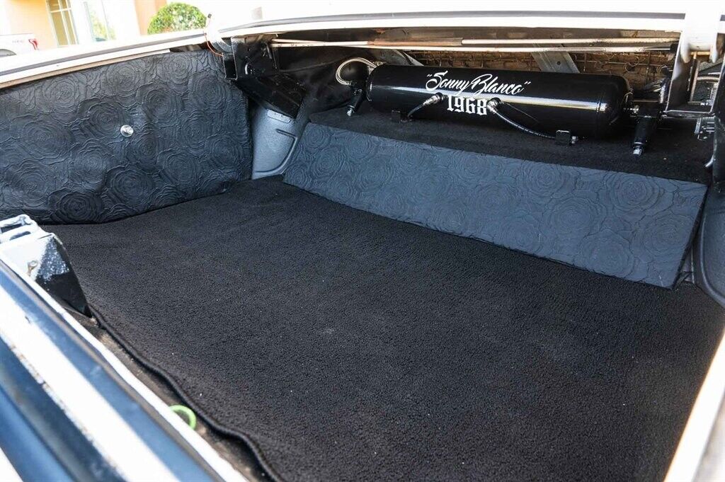 Chevrolet-Caprice-1968-2-Door-14
