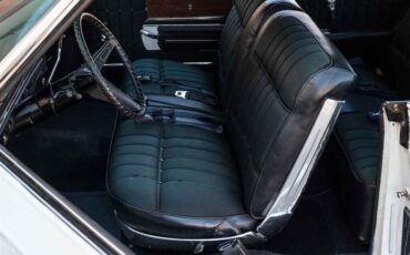 Chevrolet-Caprice-1968-2-Door-18