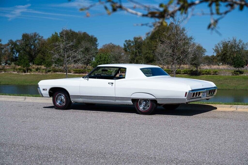 Chevrolet-Caprice-1968-2-Door-28