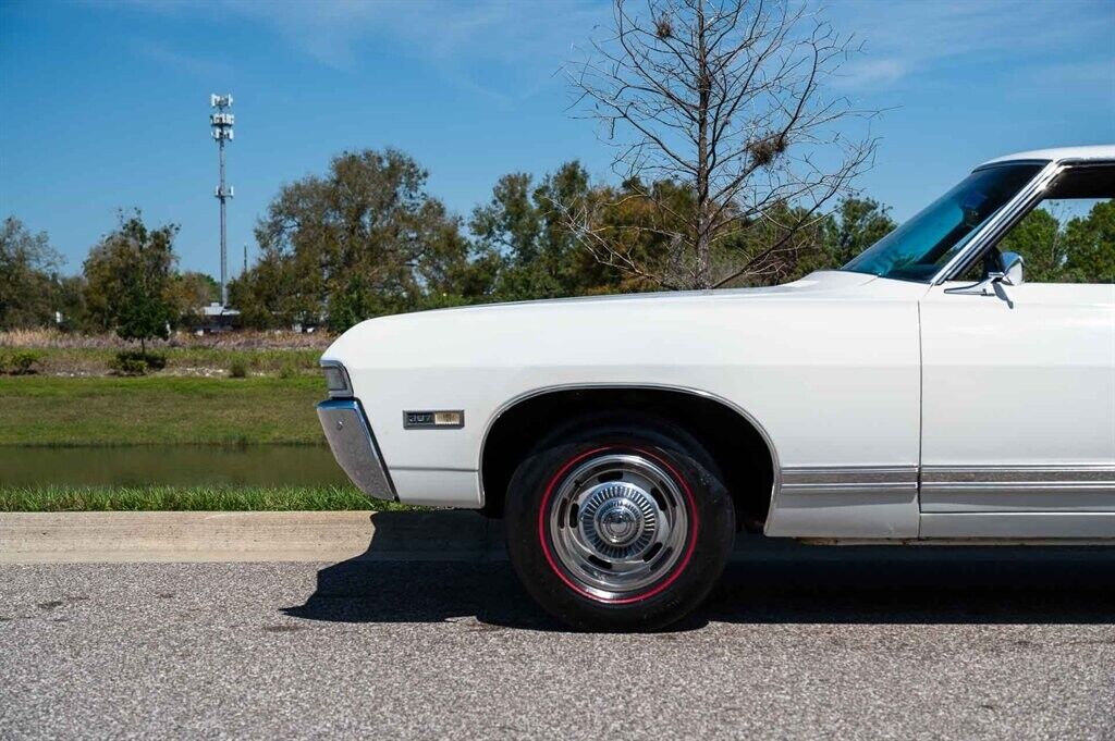 Chevrolet-Caprice-1968-2-Door-33
